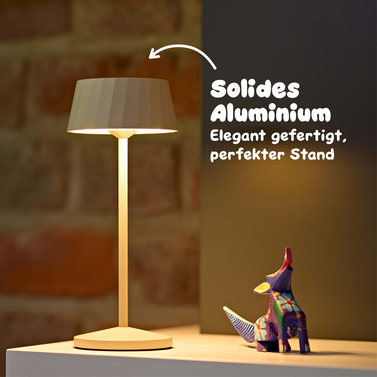 Sigor Facetta Remote Akku-Tischleuchte aus solidem Aluminium mit stabilem Stand #Farbe_Dünenbeige