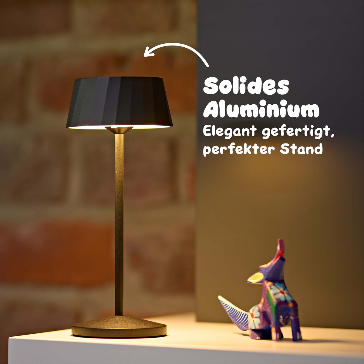 Sigor Facetta Remote Akku-Tischleuchte aus solidem Aluminium mit stabilem Stand #Farbe_Nachtschwarz